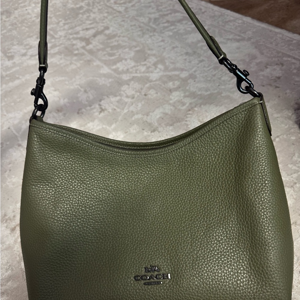 Coach Olive Green Pebbled Leather Shoulder Hobo with Matching Wallet - Picture 12 of 12